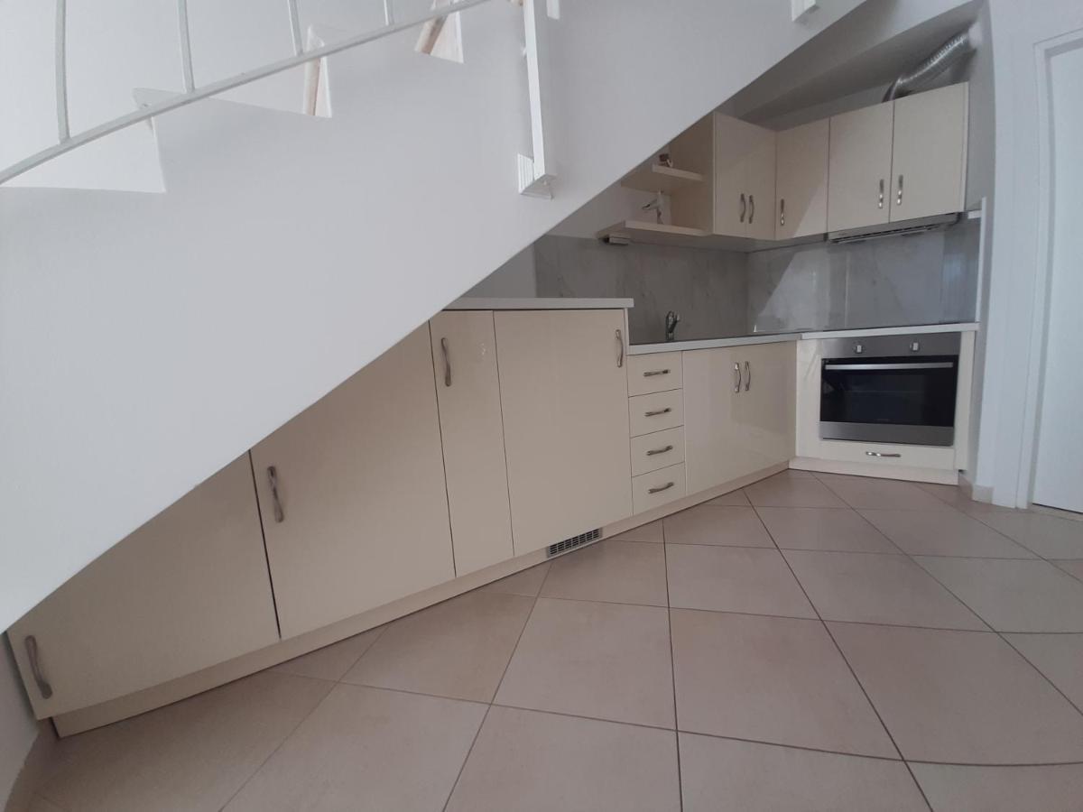 Kela Apartment 3 Саранда Экстерьер фото
